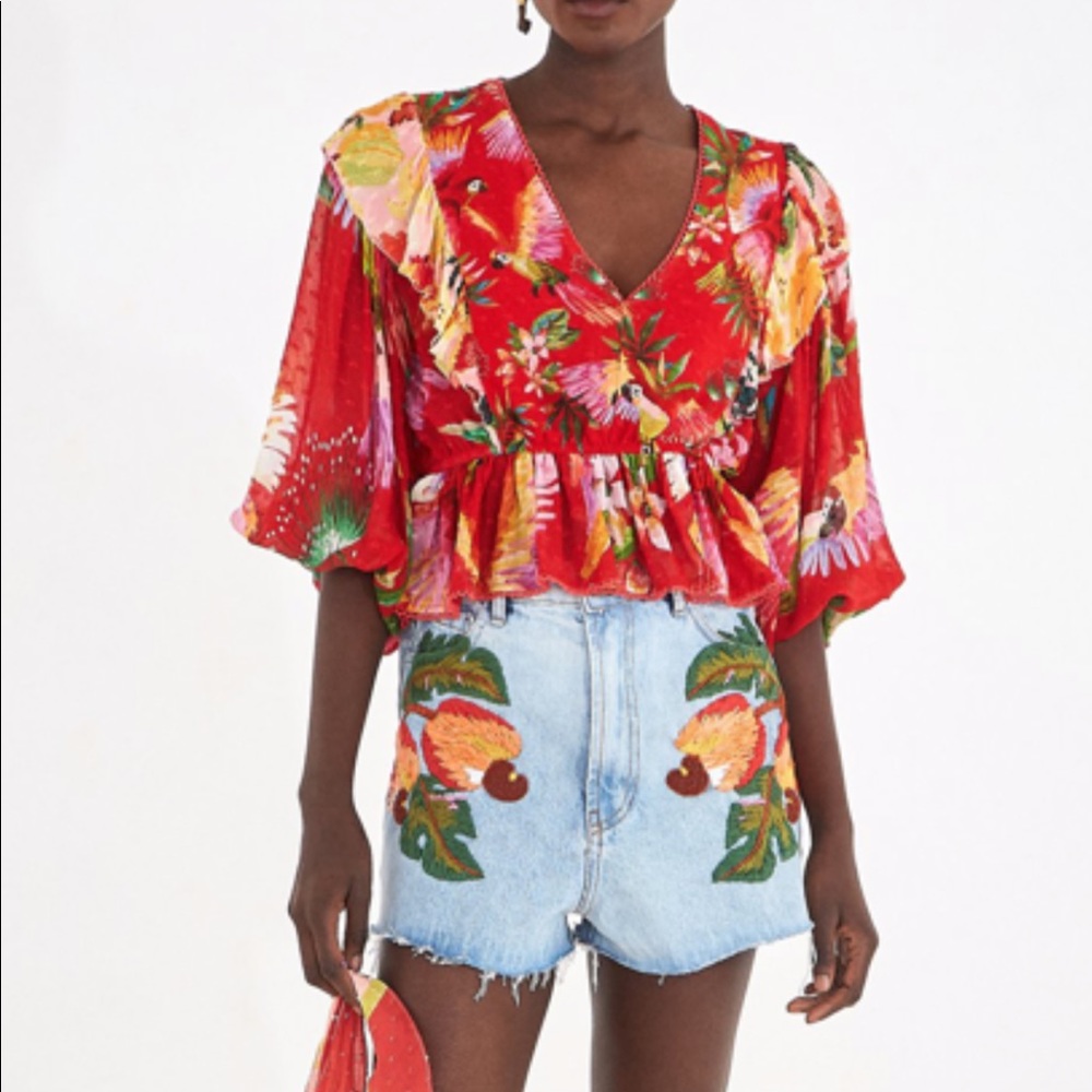 Farm Rio Macaw blouse top NWOT